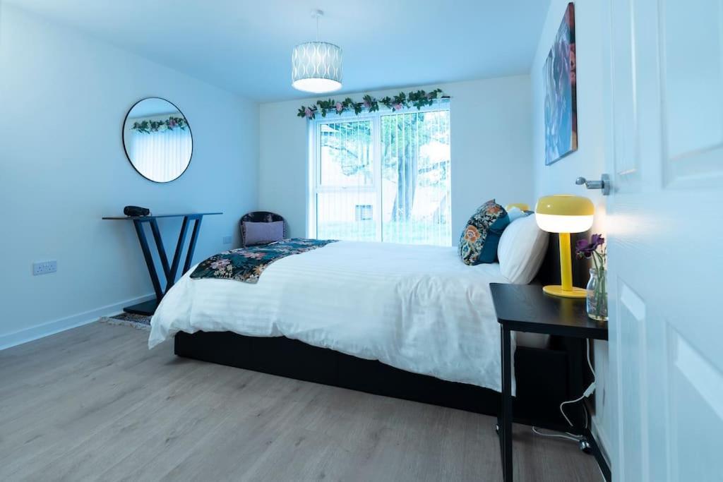 Luxury Ground Floor 2 Bedroom Apartment Free Wifi & Parking Шеффілд Екстер'єр фото