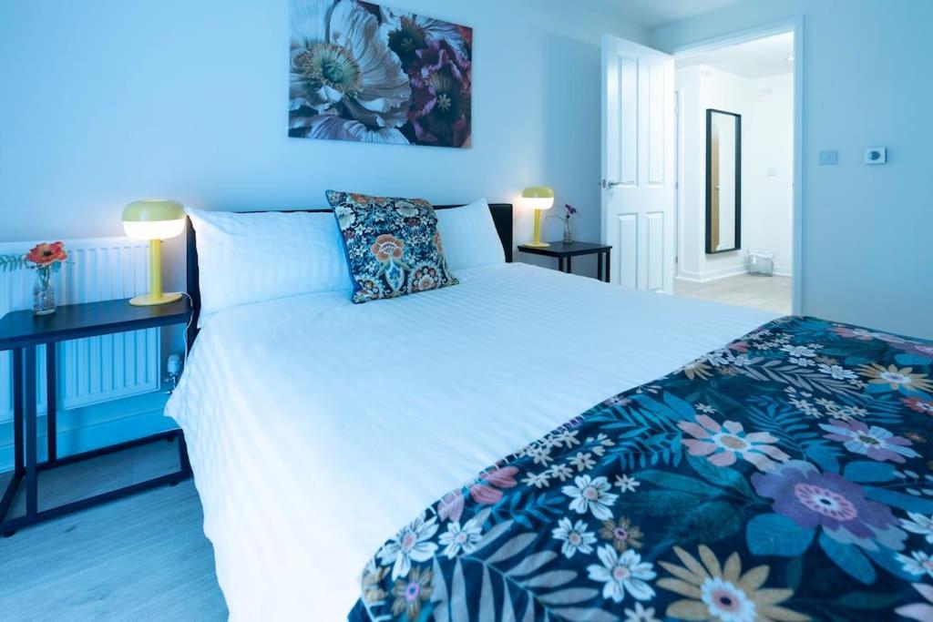 Luxury Ground Floor 2 Bedroom Apartment Free Wifi & Parking Шеффілд Екстер'єр фото